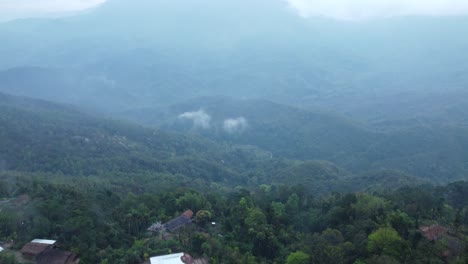 Grabación-De-Vídeo-Con-Drones-De-Zonas-Montañosas-De-Nagaland