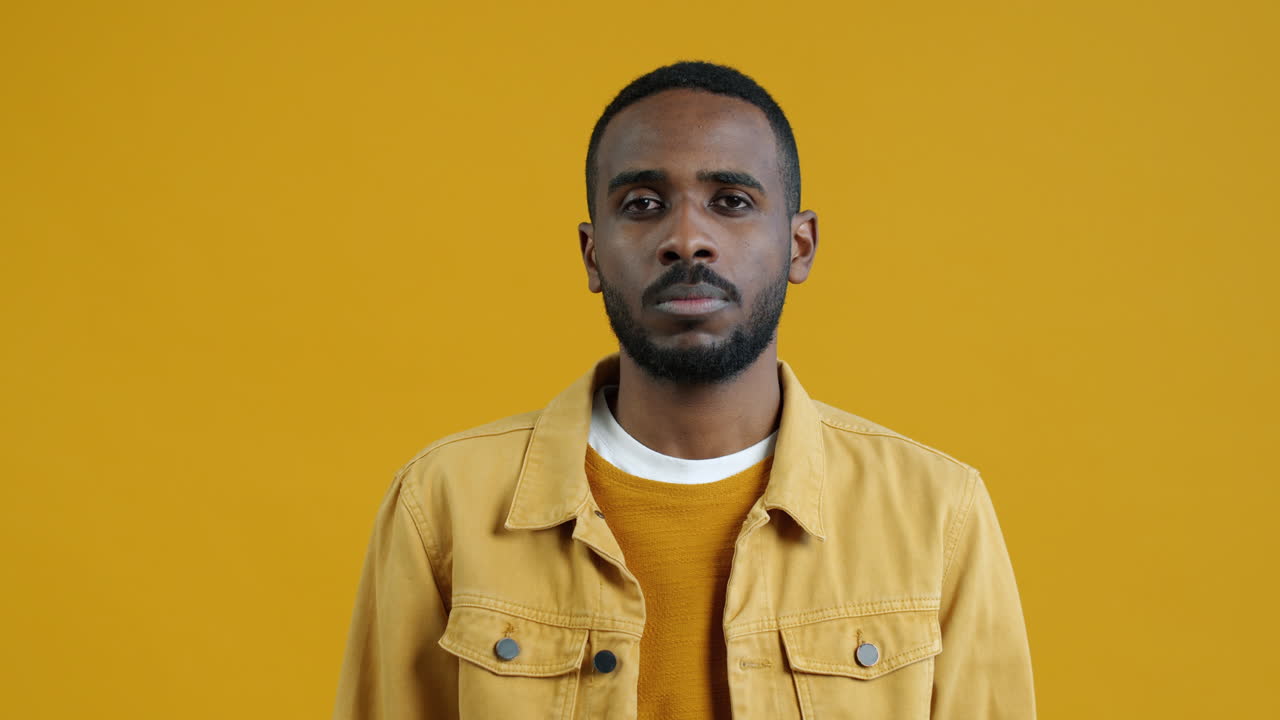 Man giving thumbs up