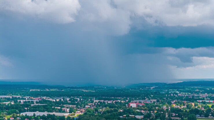 Dramatic clouds over city as storm approaches, captured in timelapse