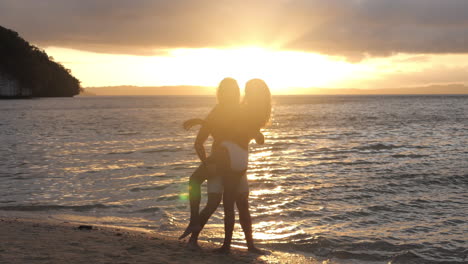 de alguna manera el crepúsculo lo hace aún más romántico.