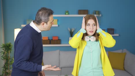 dispute between father and daughter. the girl who doesn't listen to her father.