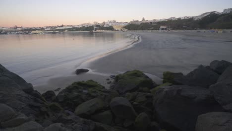 Strand-Von-Sines-Bei-Sonnenuntergang-In-Portugal