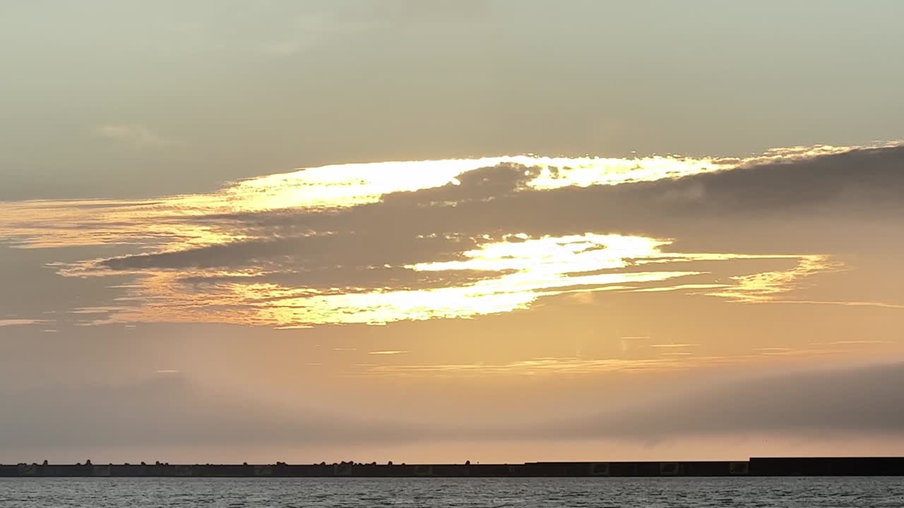 오키나와 나하 우미소라 공원의 저녁 풍경