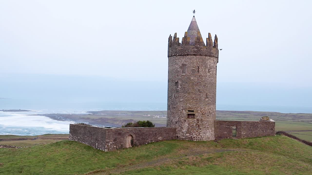 4k castillo en doolin irlanda al amanecer