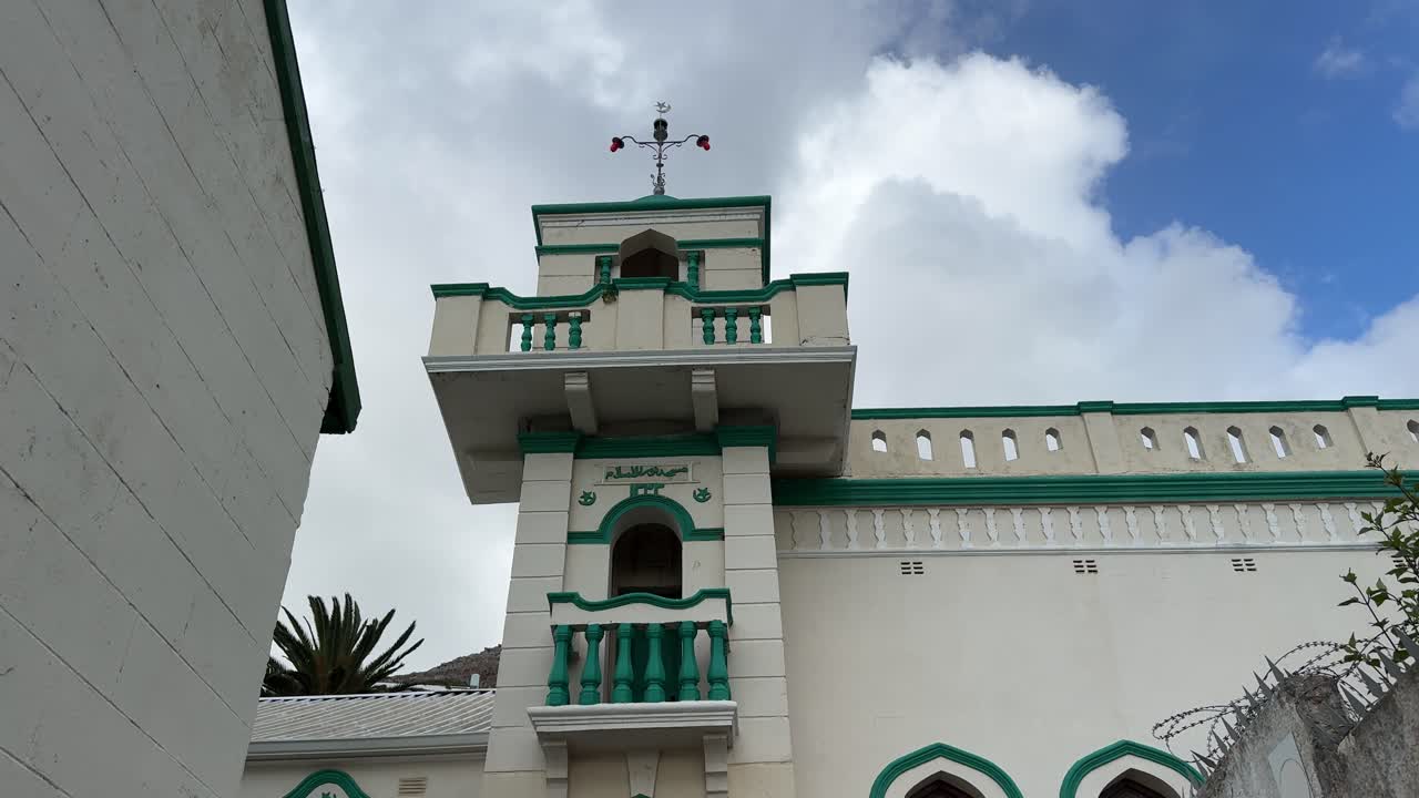 The Simonstown mosque, an old mosque in the neighborhood.