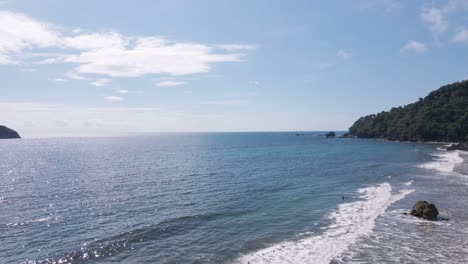 beautiful flight over the south pacific ocean and the sandy beaches of costa rica