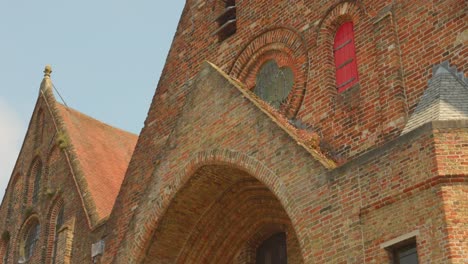 Ceiling-detail-of-the-oldest-hospital-building-in-Europe,-Old-St