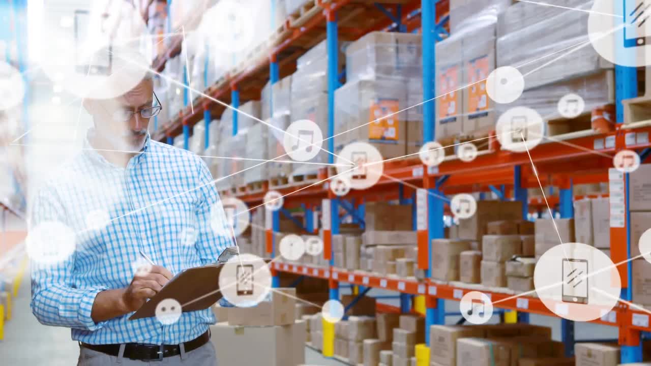 창고에서 일하는 사람에 대한 아이콘과 연결 네트워크의 애니메이션