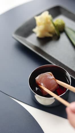 tuna sashimi with soy sauce