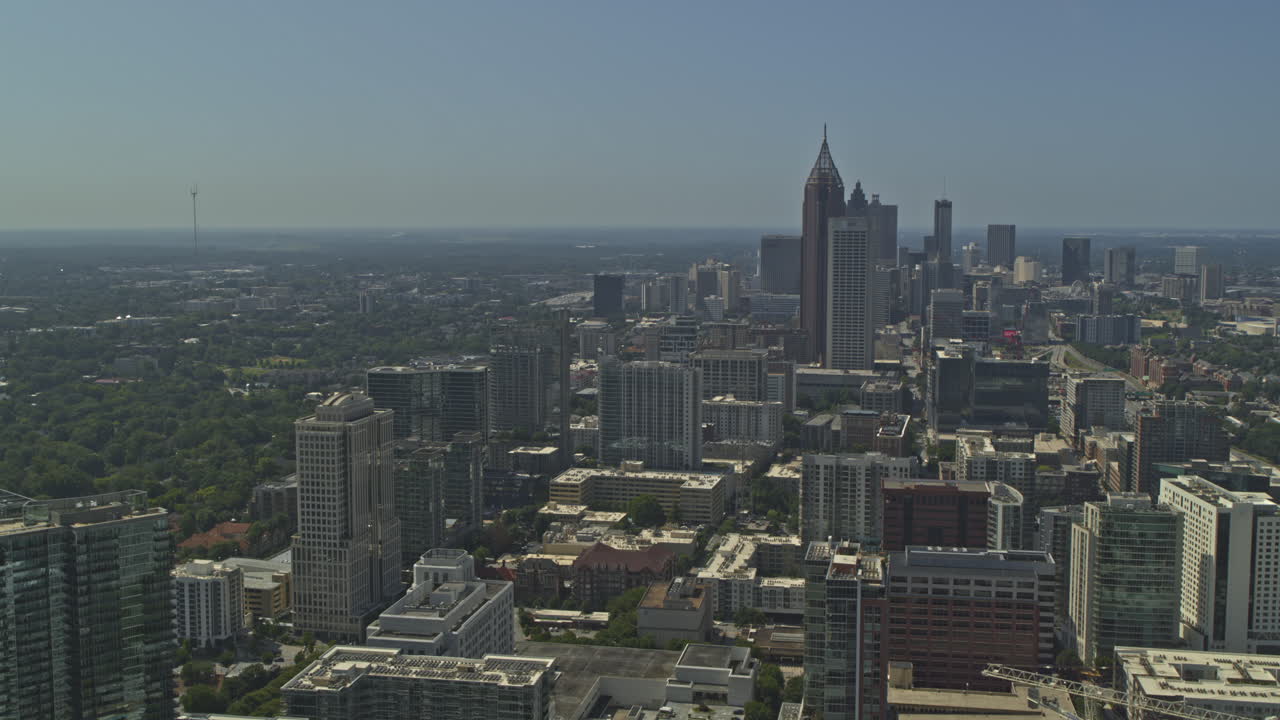 Atlanta, Georgia, ripresa aerea v706 con sorvolo lento del centro città di giorno - DJI Inspire 2, X7, 6k - Agosto 2020