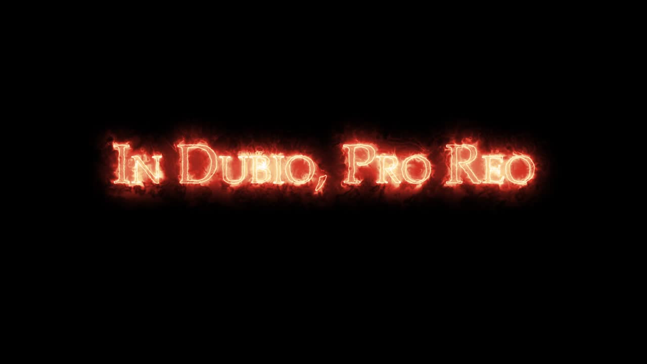 en dubio pro reo escrito con bucle de fuego.