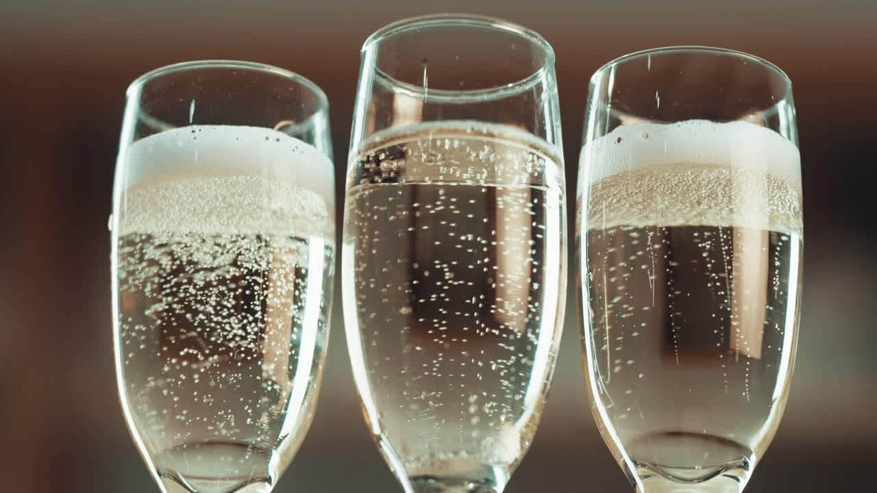 약간의 거품으로 파티를 재즈하고