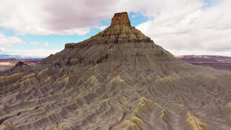 picturesque landscape of valley with rocky mountain in wayne county