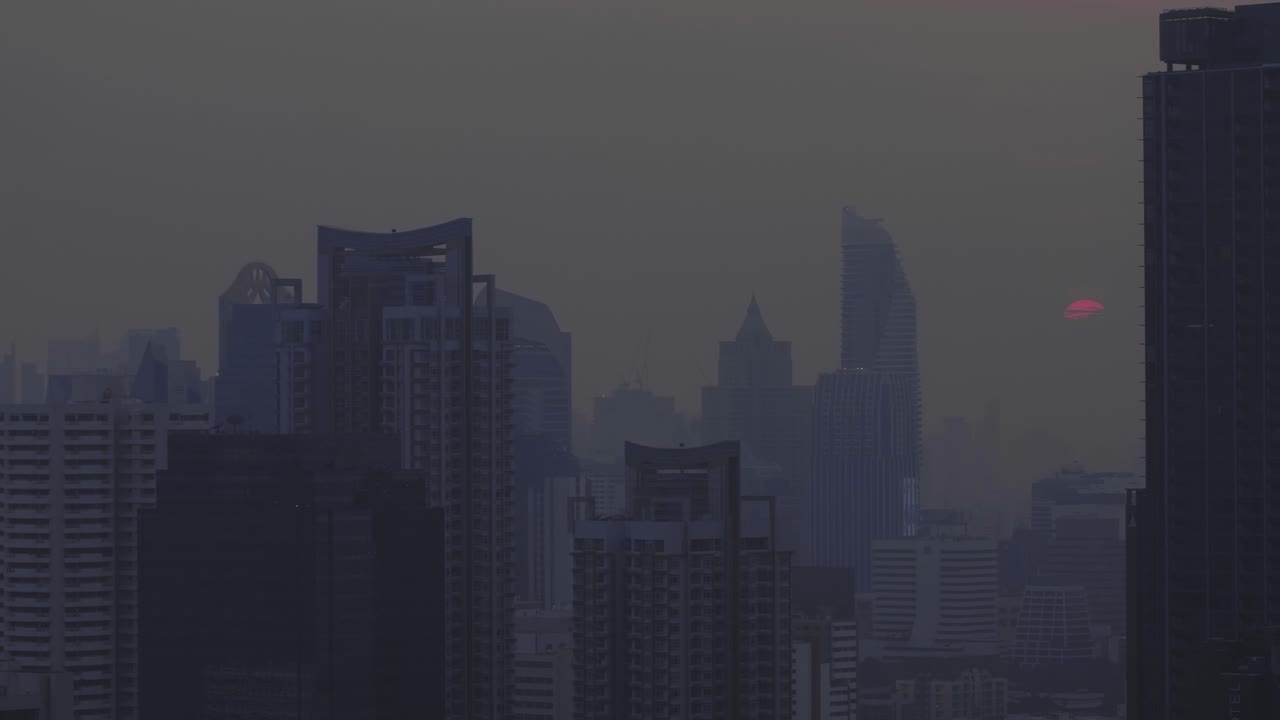 일몰 시 방콕 스카이라인 타임랩스