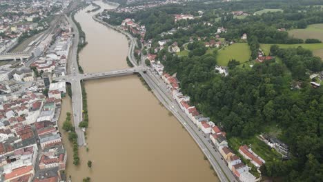 Passau,-Alemania-Del-Sur-Ciudad-Bávara-Inundada-Vista-Aérea-Del-Río-Donau