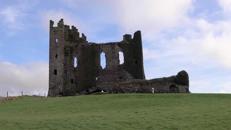 Castillo-Abandonado-Irlandés-En-4k