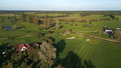 tee, sand bunker, fairway