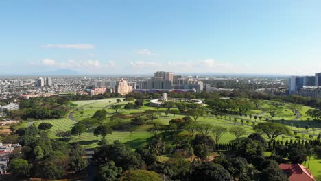 American-Cemetery-Memorial-in-Fort-Bonifacio