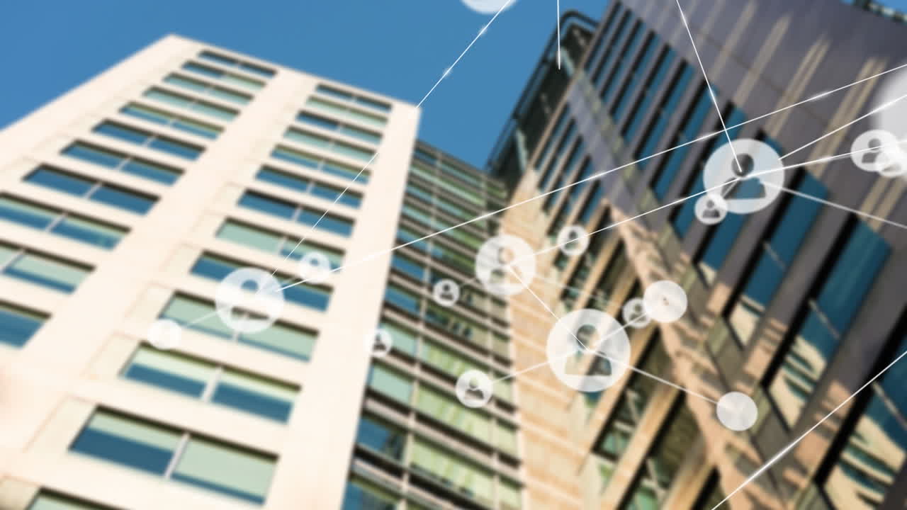 높은 건물의 낮은 각도 시야에 대한 프로필 아이콘 네트워크의 애니메이션