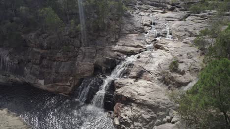 Rugged-Landscape-Of-Woolshed-Falls-Near-Beechworth,-Australia---aerial-drone-shot