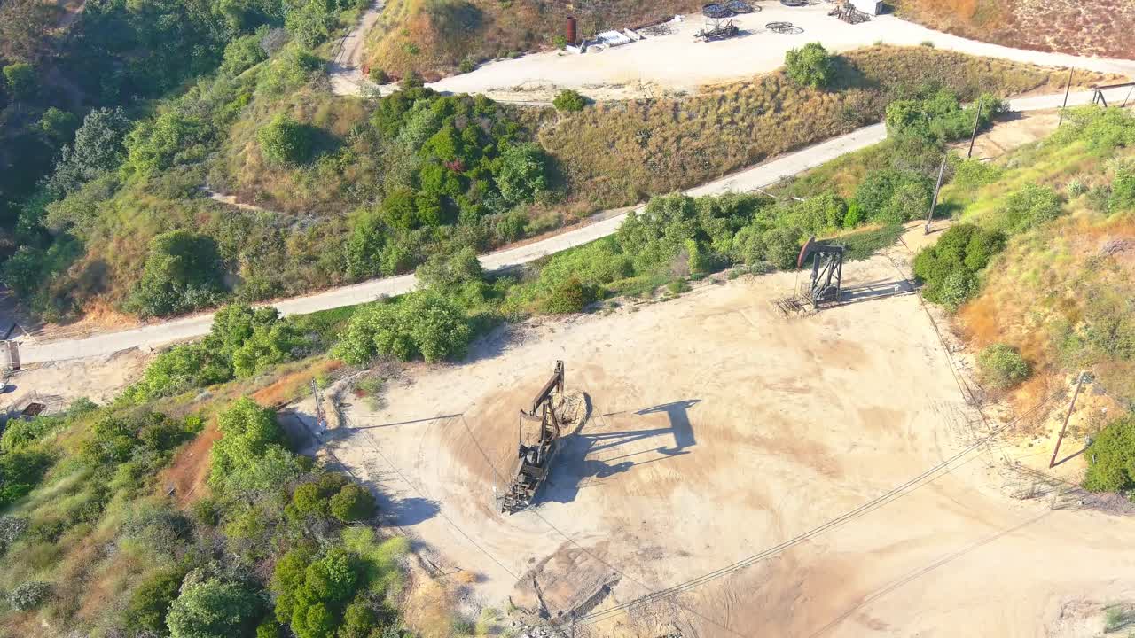 Oil Pumps | Aerial Fly By | Afternoon Sunshine | Culver City | Baldwin Hills Overlook | Drone Shot
