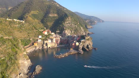 Hermosa-Vista-De-Cinque-Terre