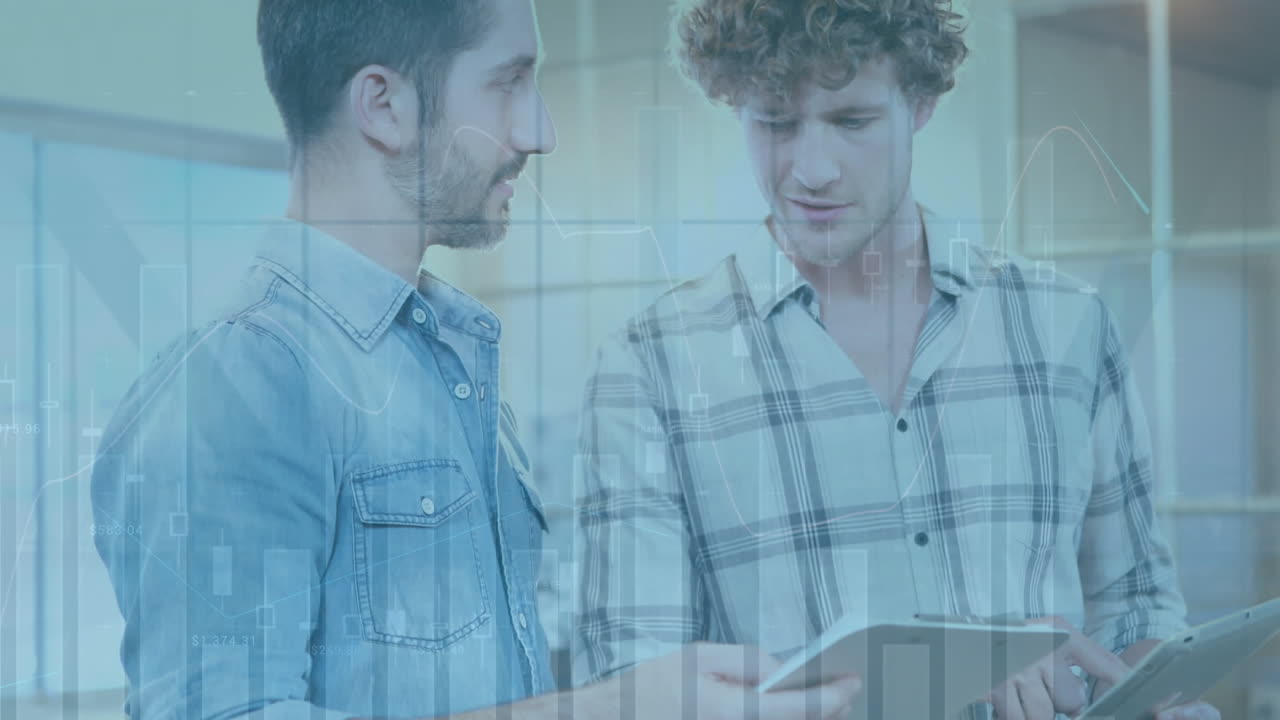 animación del procesamiento de datos financieros sobre personas de negocios en la oficina