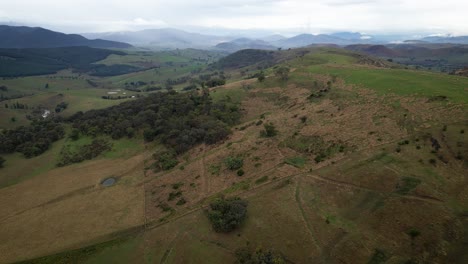 Aerial-views-over-regional-New-South-Wales-near-the-Southern-Cloud-Memorial-Lookout-on-a-cloudy-day