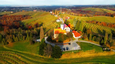 Stunning-aerial-4K-drone-footage-of-an-wine-region-of-Jeruzalem,-Slovenia