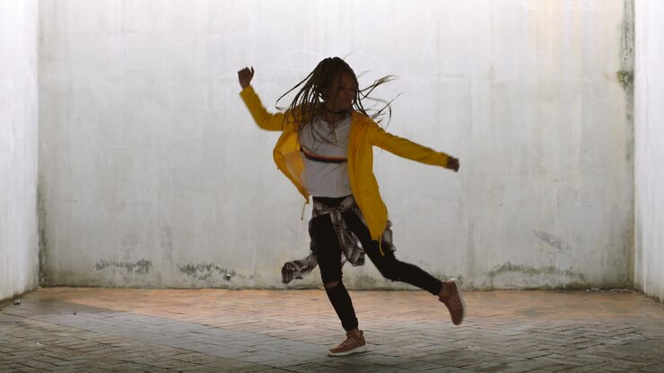 Hip hop, grunge and city black woman in dance