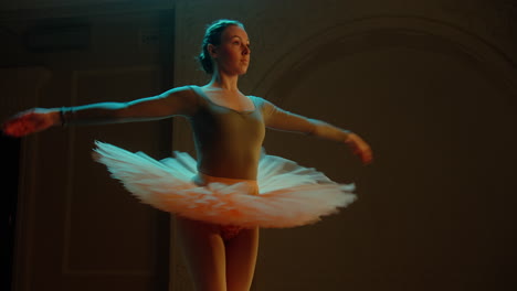 bailarín de ballet en movimiento