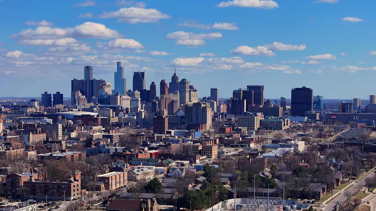 Timelapse Skyline View of Detroit Downtown With Blue Sky and Scattered Clouds