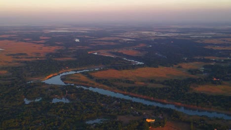 paisaje de bangladesh y sinuoso río surma al atardecer, ampliar la vista