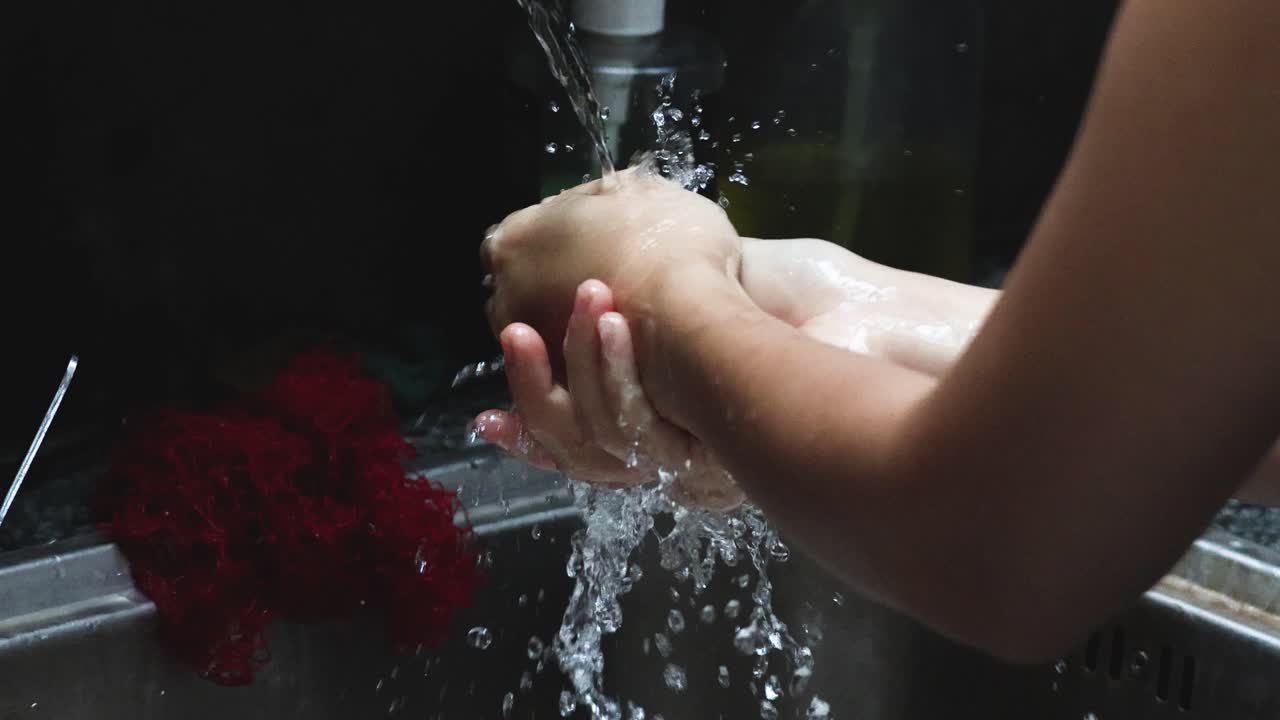 demostración secuencial de lavado de manos exhaustivo