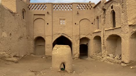 religion in iran zoroastrian local people has local fire temple in old city downtown yazd village aqda ardakan city life mudbrick architecture clay wall building house design old ancient historical