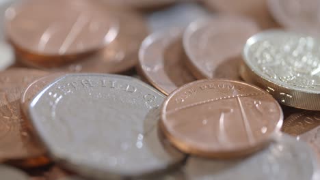 tournant autour des pièces de monnaie