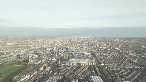 Panorama-Aéreo-De-La-Ciudad-De-Dublín,-Capital-De-Irlanda