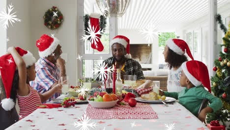 animación de la nieve cayendo sobre la familia afroamericana que está cenando