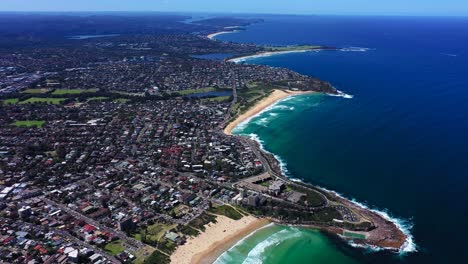 Sydney---Freshwater-Beach-High-Altitude-Flight