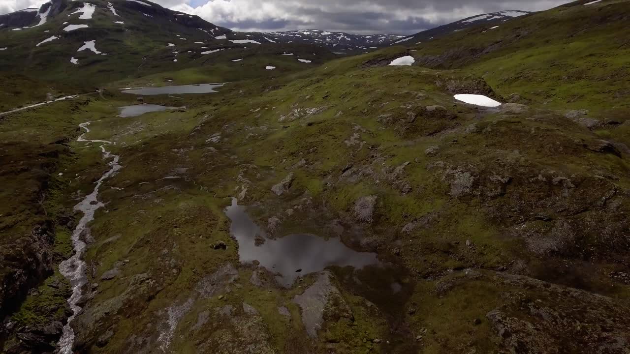 노르웨이 의 산길 의 공중 사진