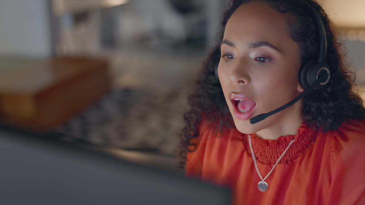 Black woman, call center and consulting