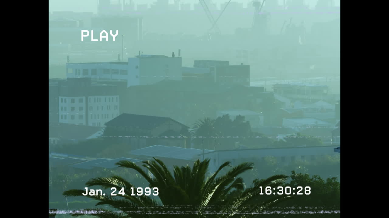 анимация интерференции, движущейся по городскому пейзажу.