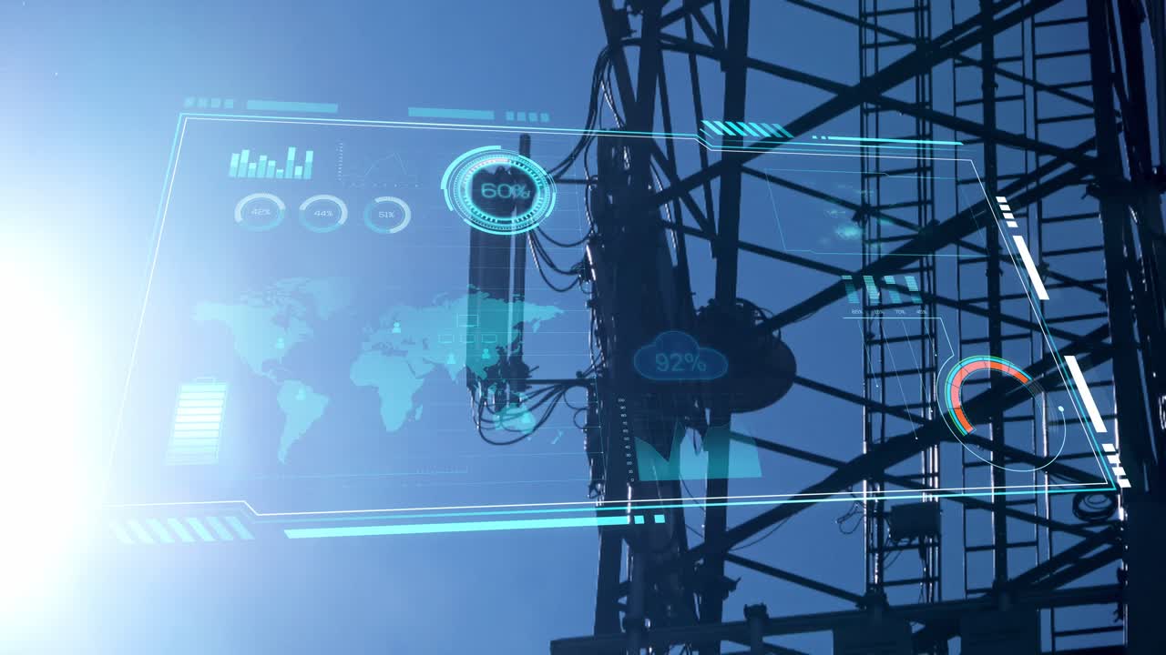 antenas de torre 5g con pantalla holográfica futurista que muestra datos