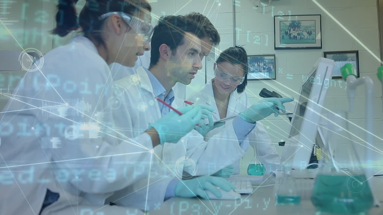 animación del procesamiento de datos sobre diversos médicos varones y mujeres