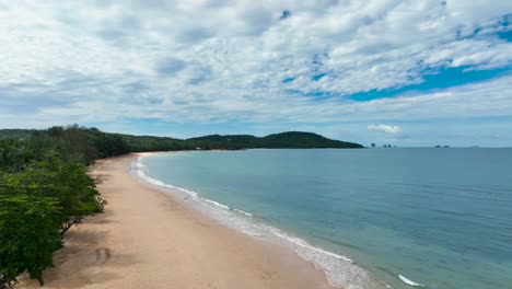 Luftaufnahme-Vom-Strand-In-Krabi,-Thailand