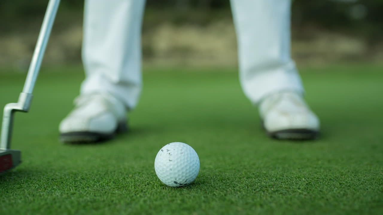 señora mayor golf 23