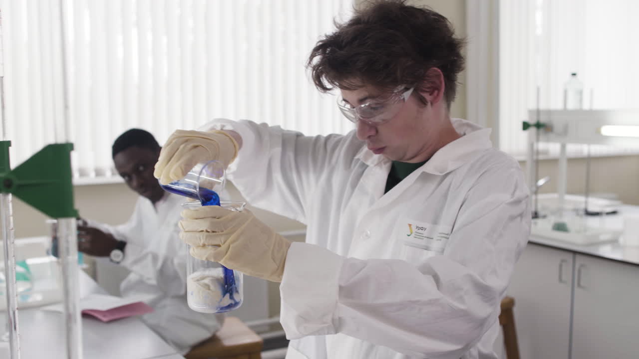 experimento de química en curso