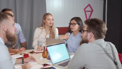 reunión del equipo de negocios