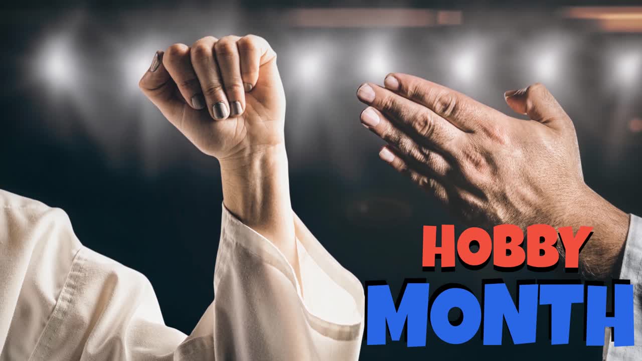 여성과 남성 무술가의 손으로 빨간색과 파란색으로 된 취미 달 텍스트의 애니메이션