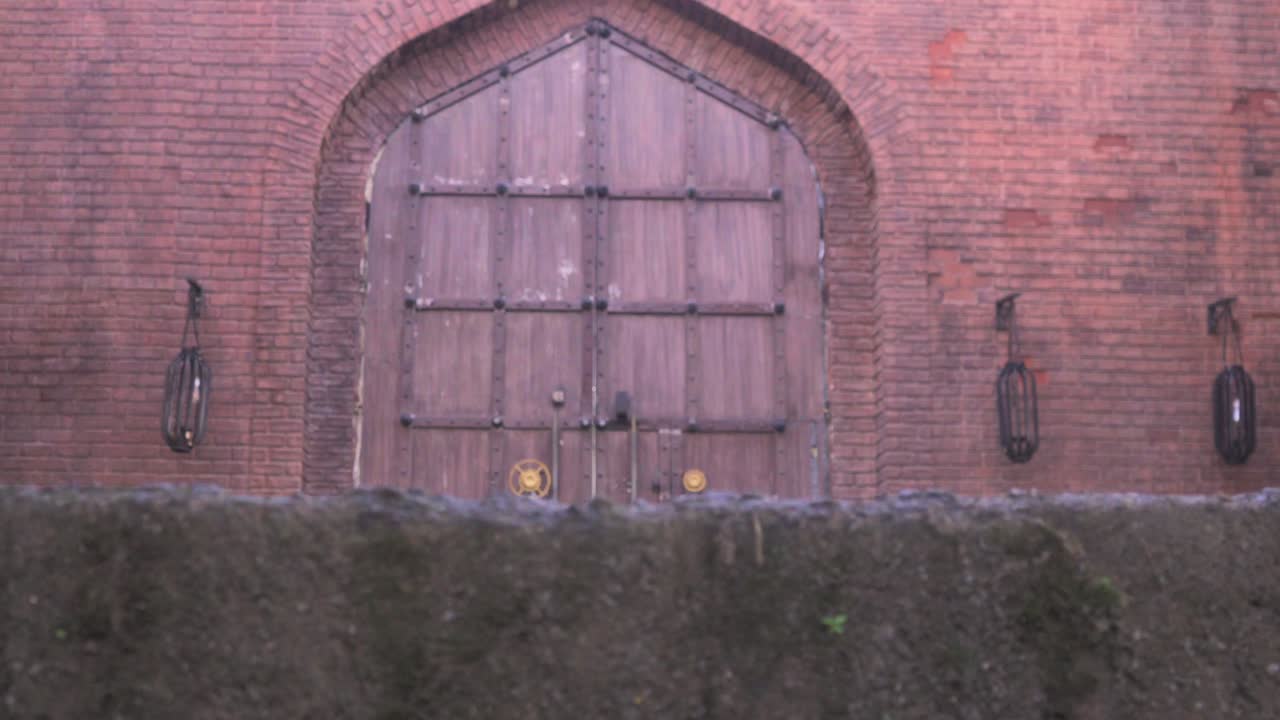 fort dore reveal from staircase closeup view